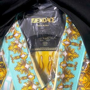 Fendace short sleeve casual men’s shirt, brand new with tags and plastic.